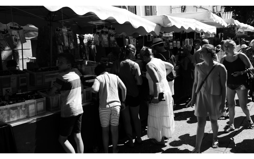 MARCHÉ DE LORGUES