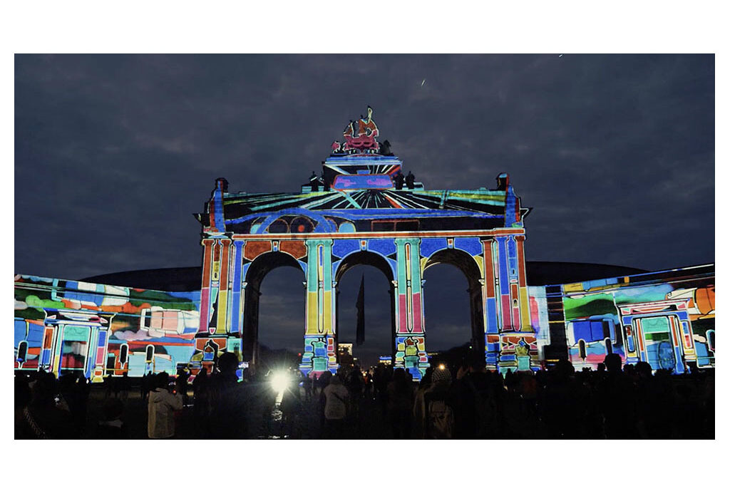 DOOM SCROLL ODYSSEY, Arcades du Cinquantenaire, Bruxelles, Belgique – février 2024